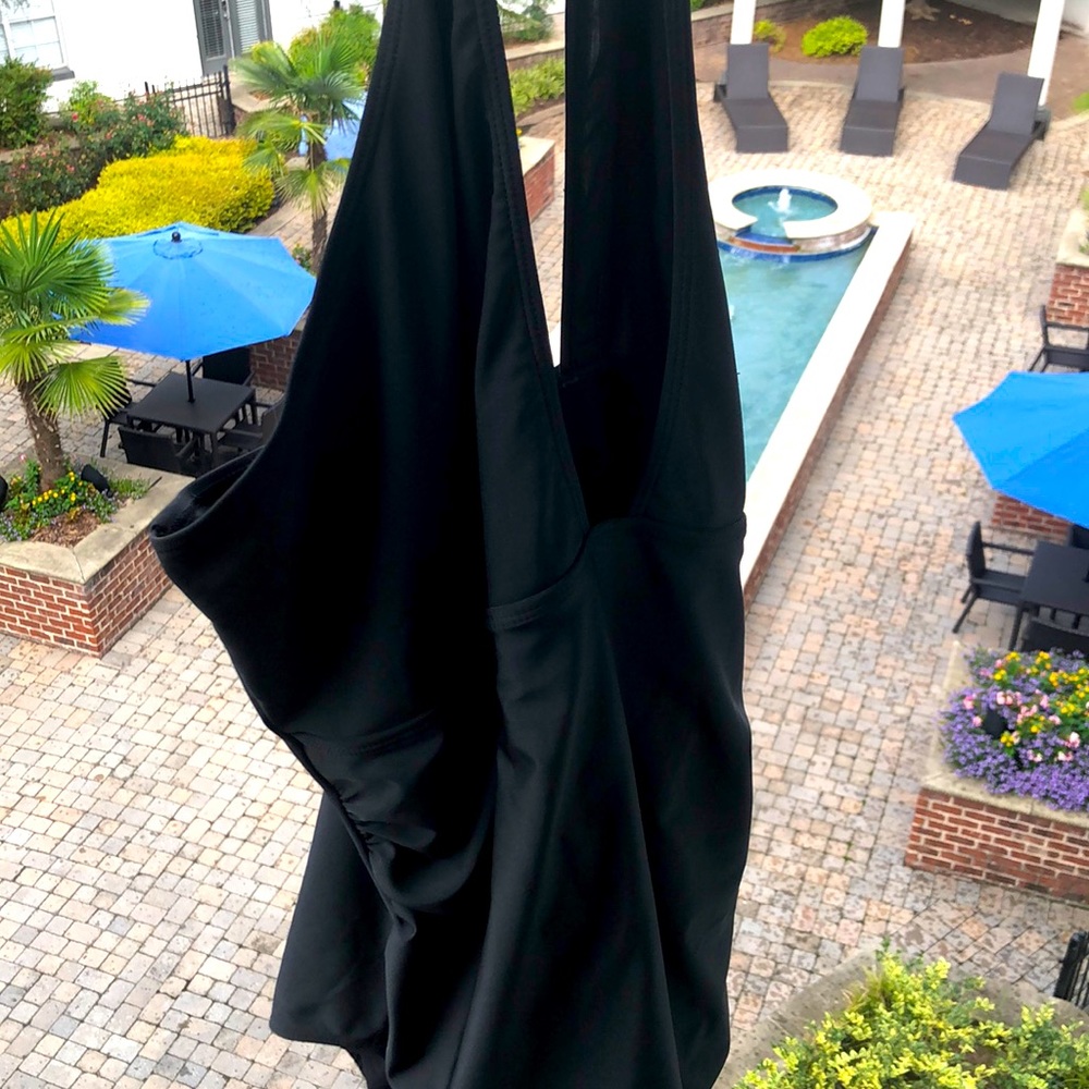 Black swimsuit with tummy control, beautiful shoulders and nice cleavage